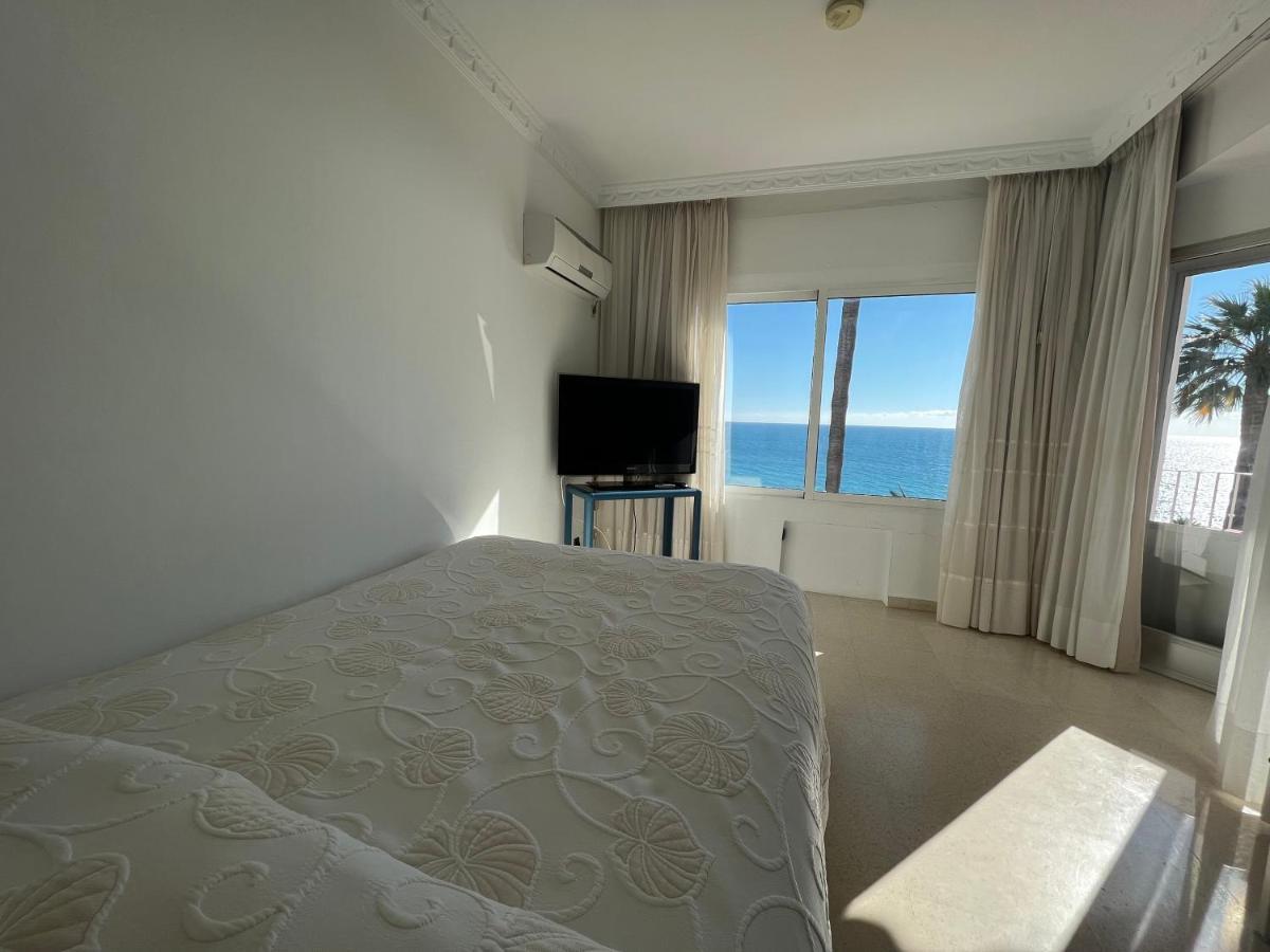 Hotel Paraiso Del Mar Нерха Экстерьер фото