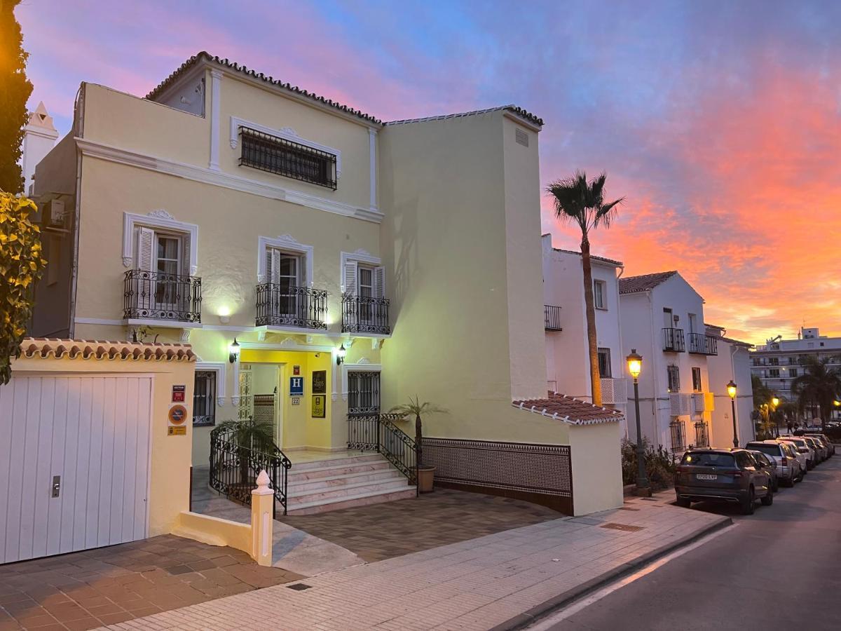 Hotel Paraiso Del Mar Нерха Экстерьер фото